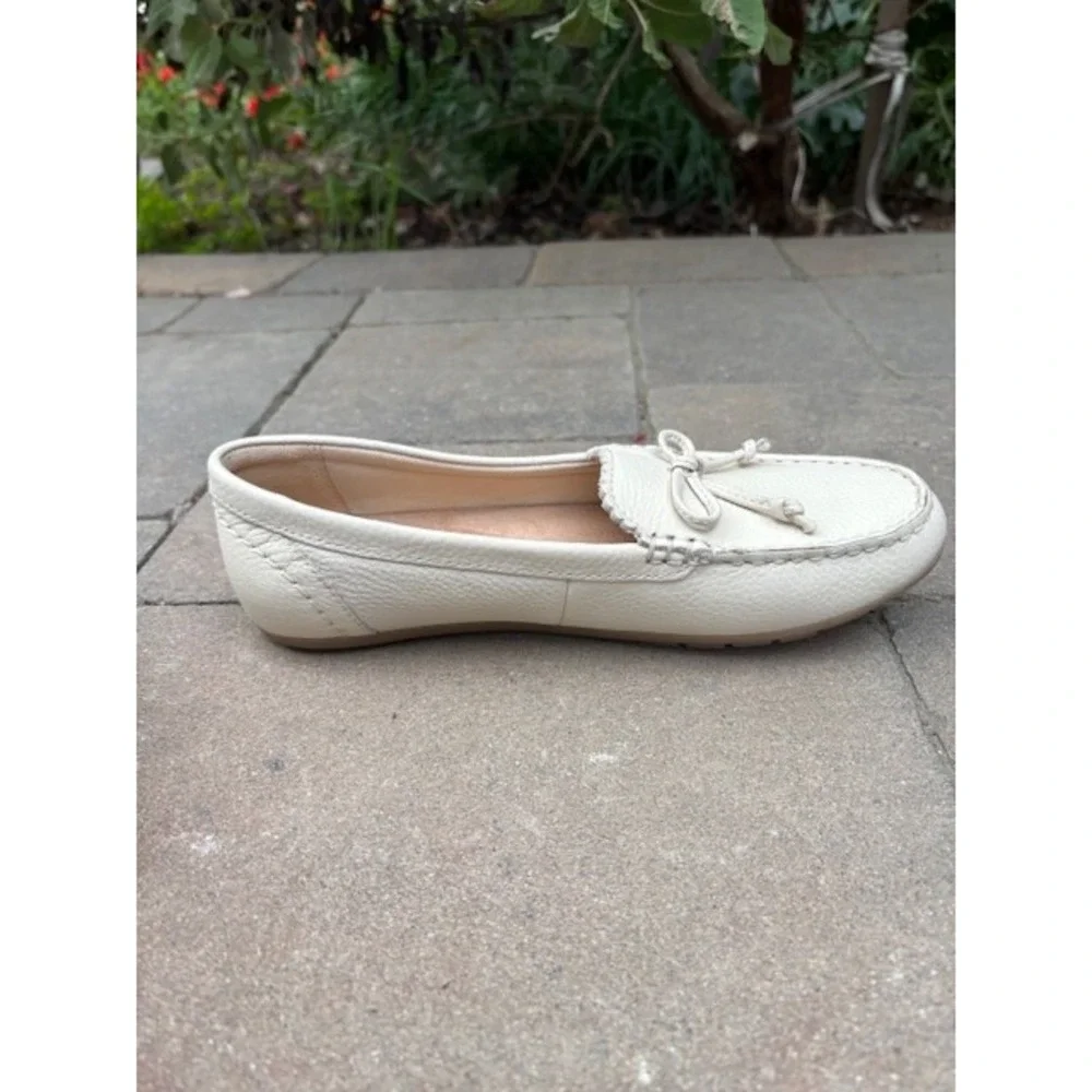 Clarks Collection Elliotte Sail Women's Leather Shoes, Off White,‎ SZ 8